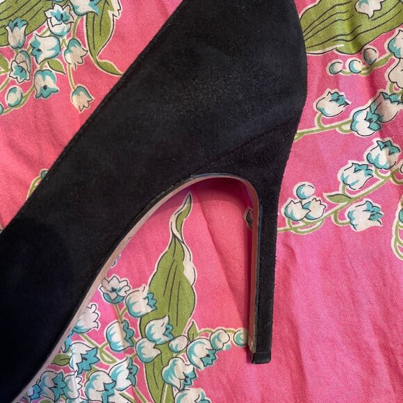 Black Suede Manolo Blahnik Stilettos 37.5 Heels - Picture 6 of 7